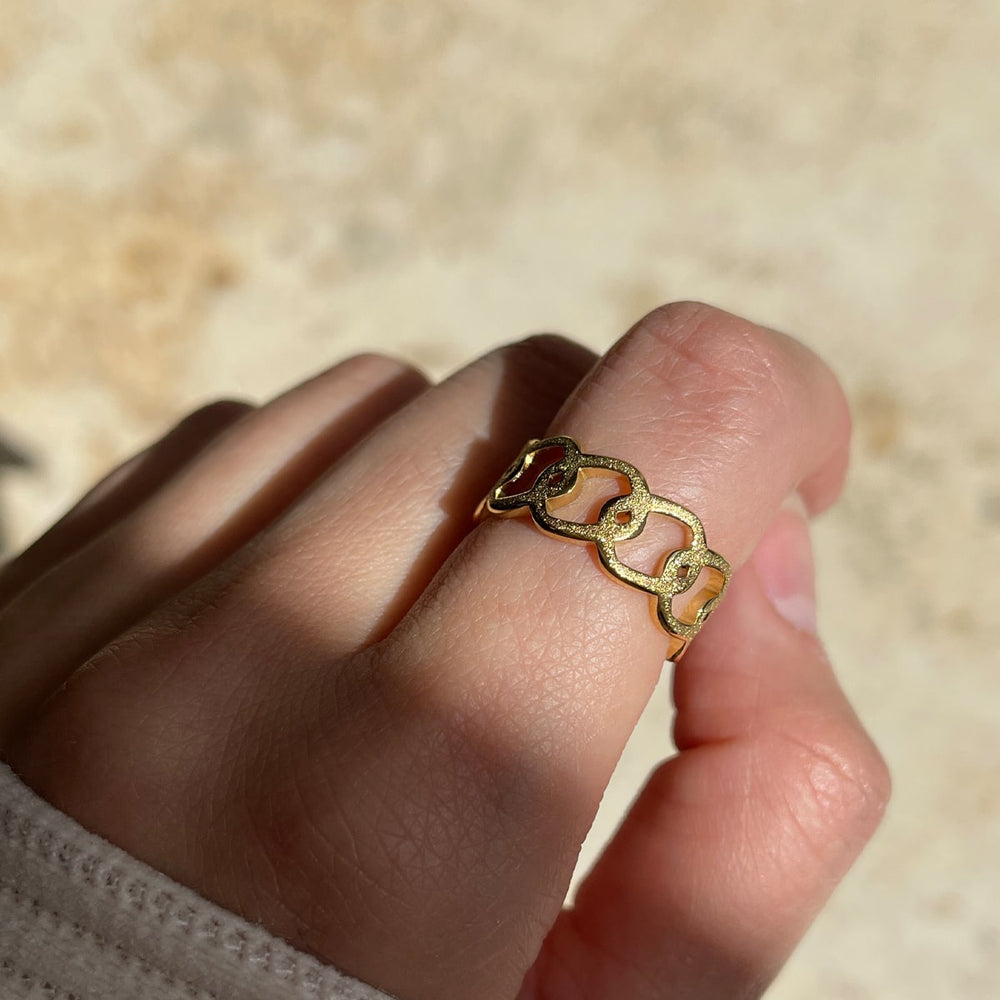 Ring frosted gehämmertOberfläche vergoldet glieder