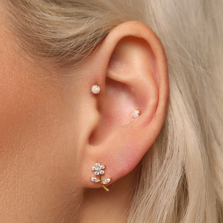 Opal Piercing Titan Anti-Tragus vergoldet